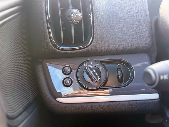 MINI Countryman Cooper SE 15 of 29