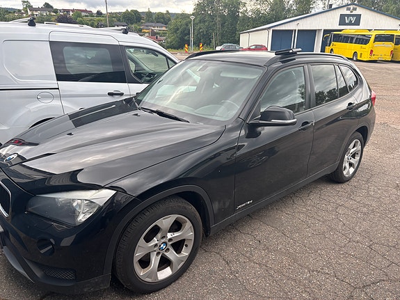 BMW X1 2 of 16