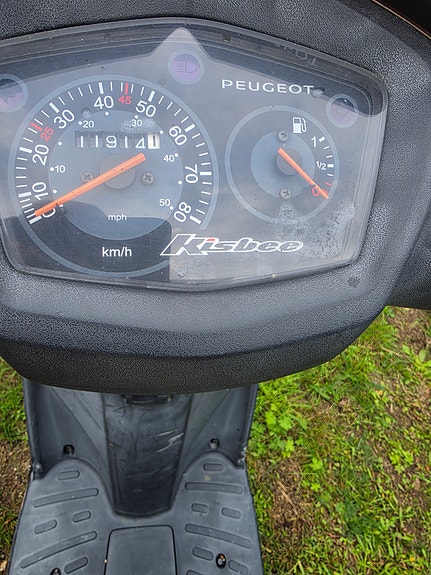 Peugeot Kisbee 2 of 2