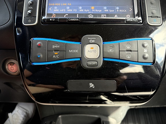 Nissan Leaf 14 of 26