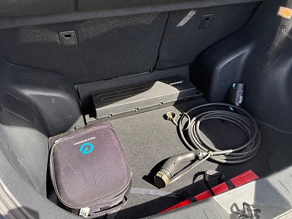 Nissan Leaf 22 of 26