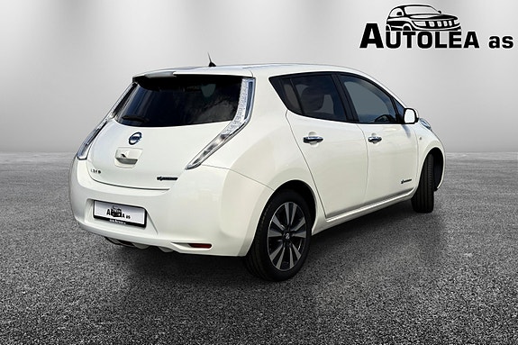 Nissan Leaf 4 of 26