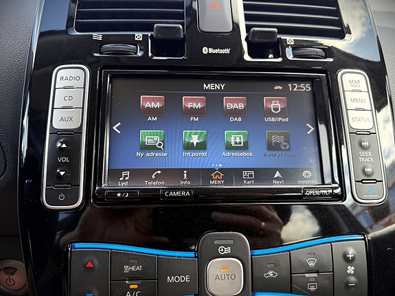 Nissan Leaf 9 of 26