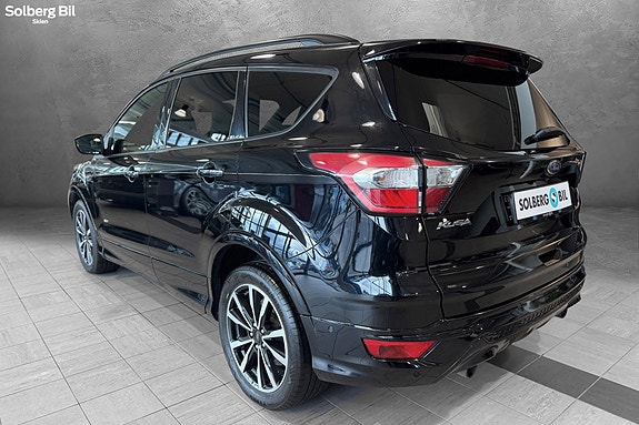 Ford Kuga 5 of 30