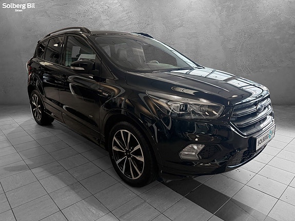 Ford Kuga 3 of 30