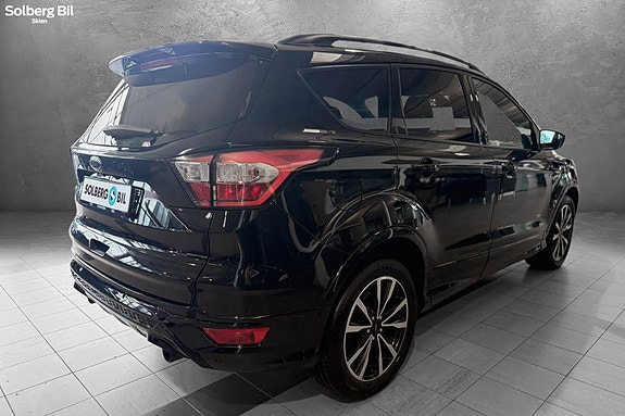 Ford Kuga 4 of 30