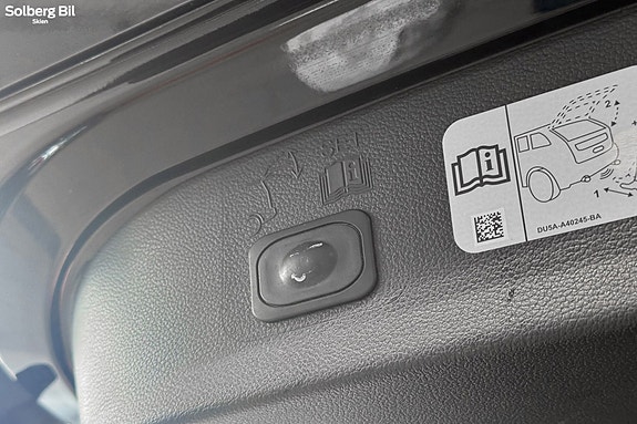 Ford Kuga 10 of 30