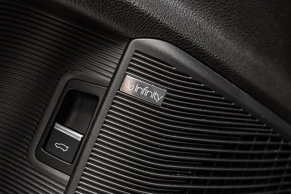 BYD Seal U 14 of 30