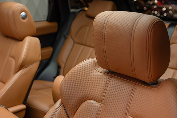 Land Rover Range Rover Sport 19 of 30