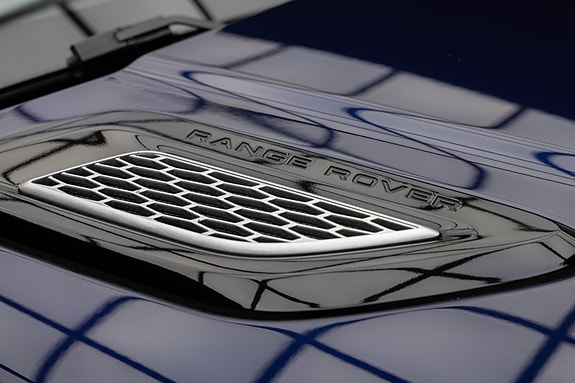 Land Rover Range Rover Sport 13 of 30