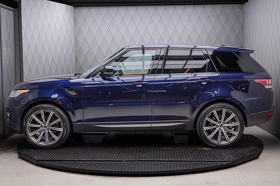 Land Rover Range Rover Sport 9 of 30
