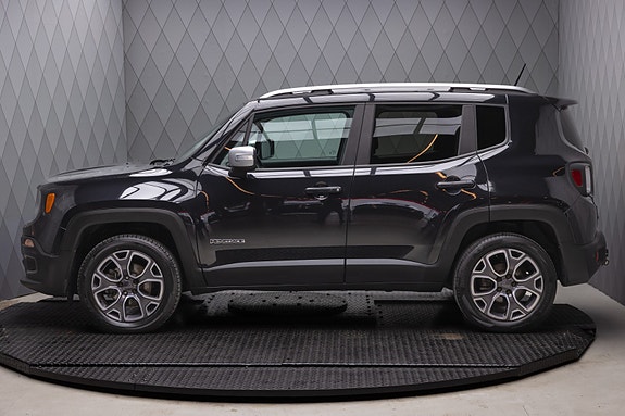 Jeep Renegade 9 of 25