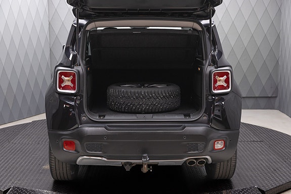 Jeep Renegade 10 of 25