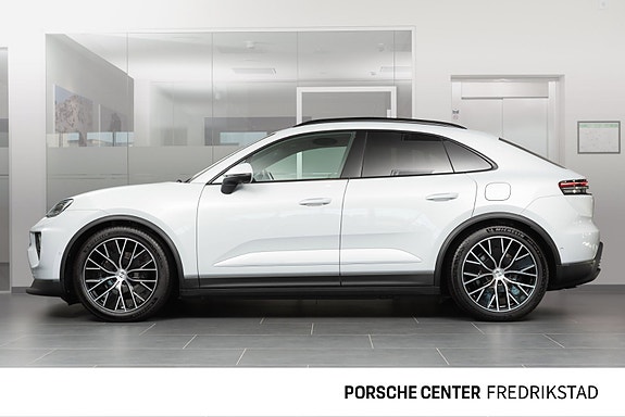 Porsche Macan 2 of 30
