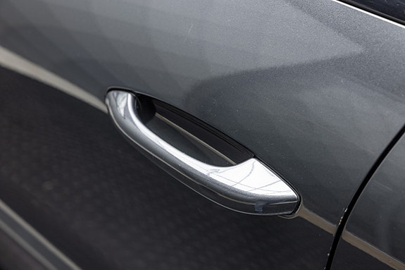 Porsche Macan 11 of 30
