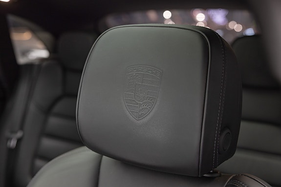 Porsche Macan 18 of 30