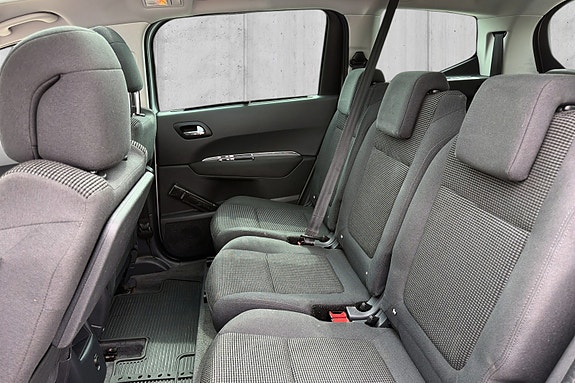 Peugeot 5008 17 of 20