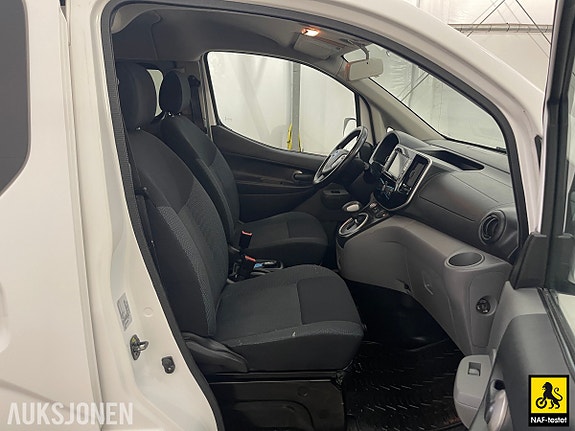 Nissan e-NV200 9 of 30