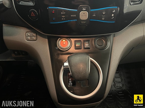 Nissan e-NV200 28 of 30