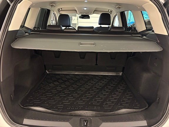 Ford Kuga 27 of 29