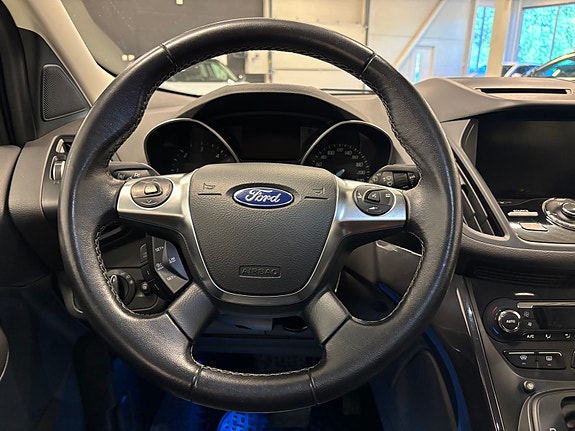 Ford Kuga 16 of 29