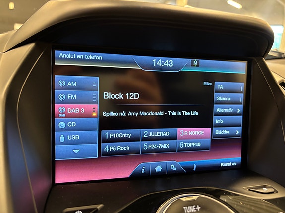 Ford Kuga 22 of 29