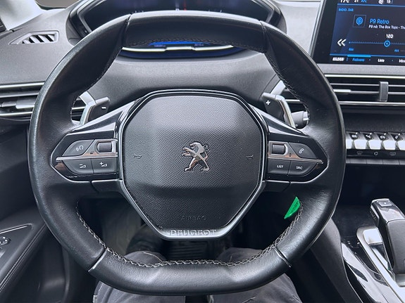 Peugeot 5008 18 of 21