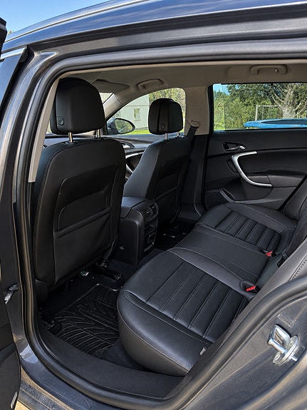 Opel Insignia 7 of 9