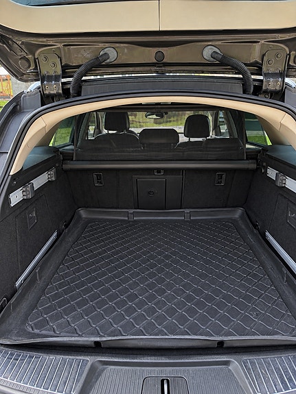 Opel Insignia 8 of 9