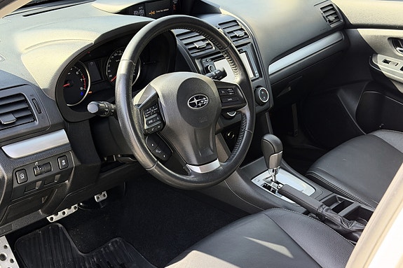 Subaru Impreza 7 of 18