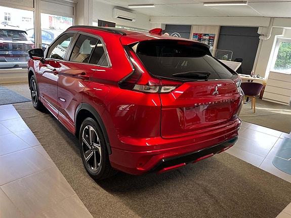 Mitsubishi Eclipse Cross 4 of 9