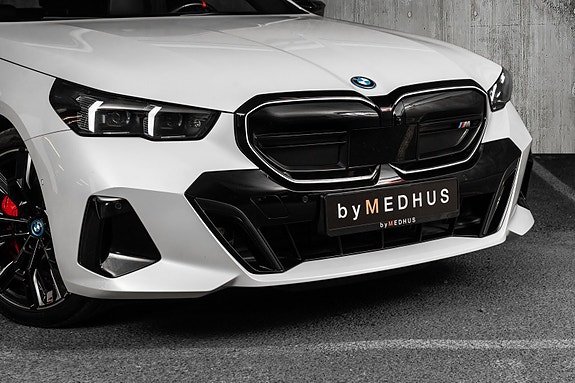 BMW i5 14 of 30