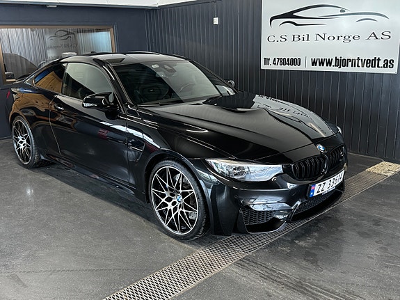 BMW M4 2 of 21