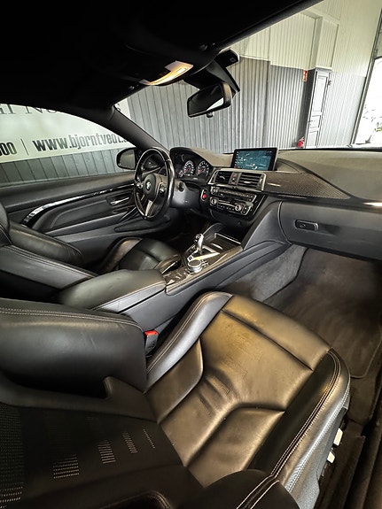 BMW M4 19 of 21