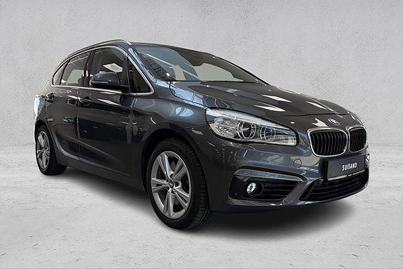 BMW 225xe 7 of 25