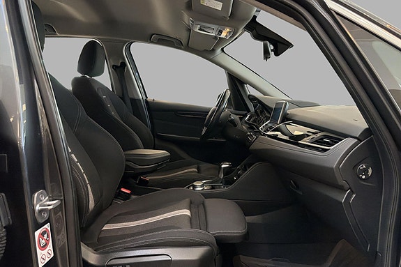 BMW 225xe 15 of 25