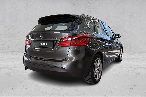 BMW 225xe 5 of 25