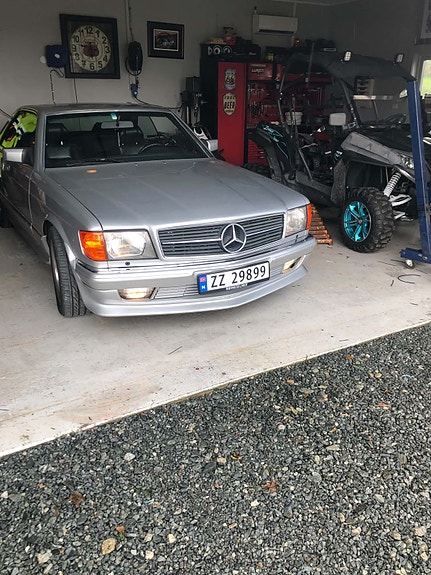 Mercedes-Benz 500 SEC 10 of 13