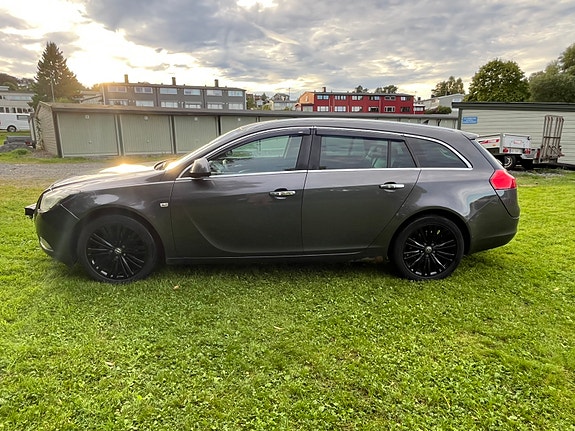 Opel Insignia 2 of 29