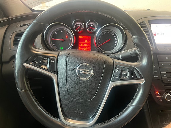 Opel Insignia 8 of 29
