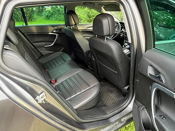 Opel Insignia 4 of 29