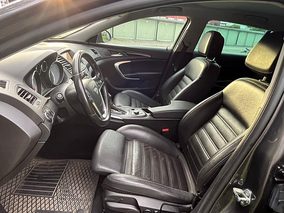 Opel Insignia 12 of 29