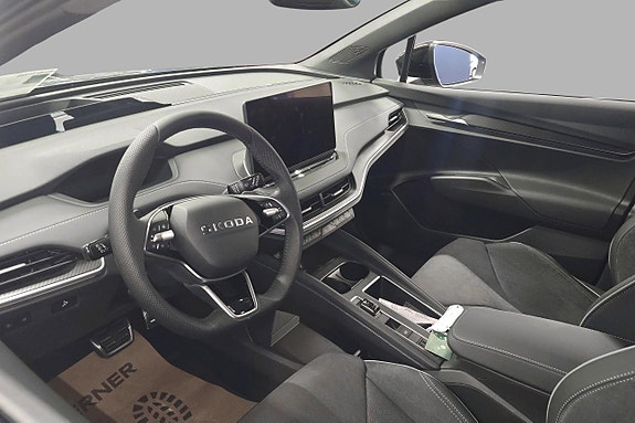 Skoda Enyaq 10 of 26