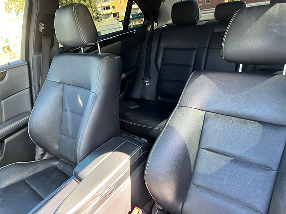 Mercedes-Benz E220 d 18 of 18