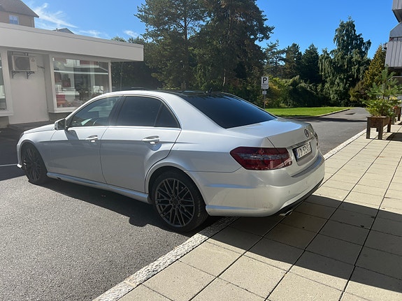 Mercedes-Benz E220 d 5 of 18