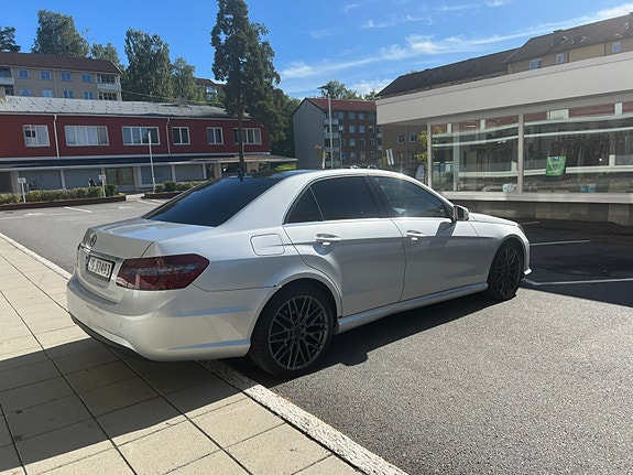Mercedes-Benz E220 d 7 of 18