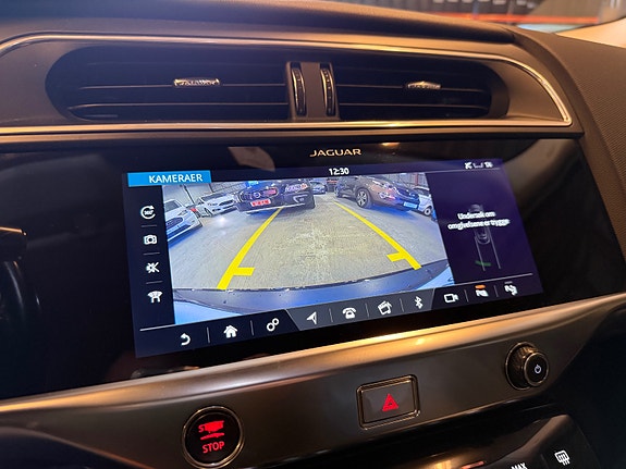 Jaguar I-PACE 19 of 30