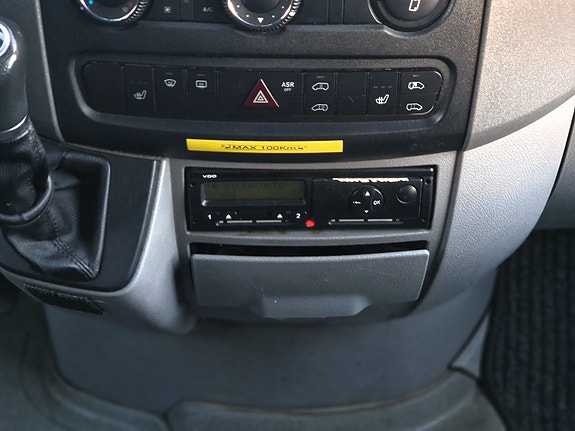 Mercedes-Benz Sprinter 13 of 14