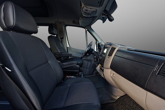 Mercedes-Benz Sprinter 6 of 14