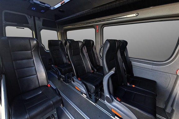 Mercedes-Benz Sprinter 7 of 14